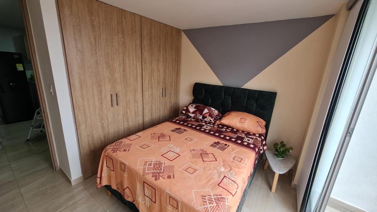 Apartment Hermoso Entero - Parqueadero - Pino